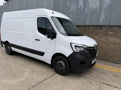 Renault Master MWB