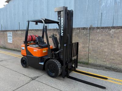Doosan 2.5t gas