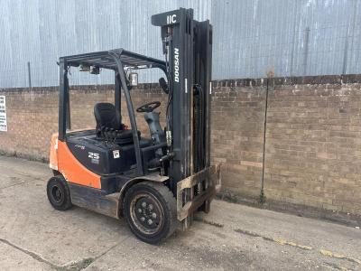 Doosan 2.5t diesel