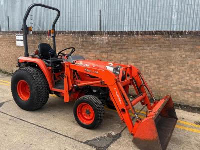 Kubota STV32