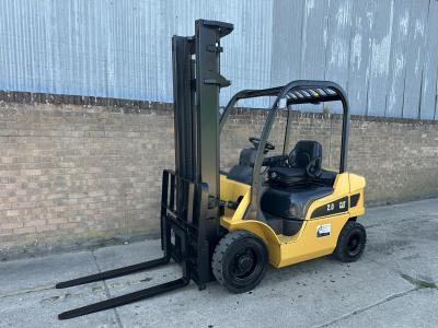 Caterpillar 2ton diesel