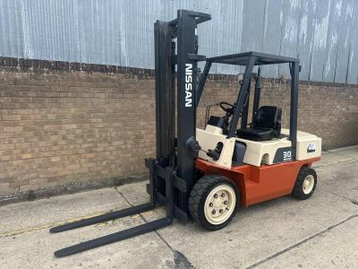 Nissan 3ton diesel