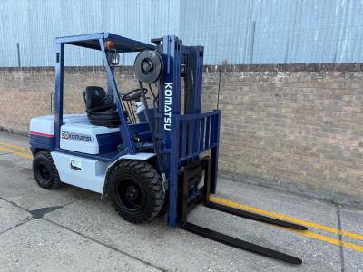 Komatsu 3ton diesel