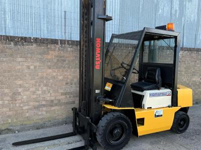 Komatsu 2.5t diesel