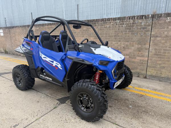 Polaris RZR 1000 Trial S