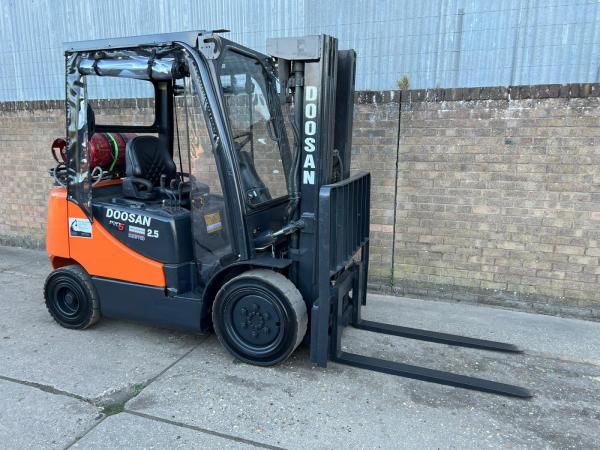 Doosan 2.5t gas