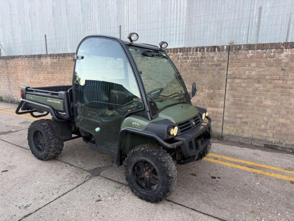 John Deere 855d gator