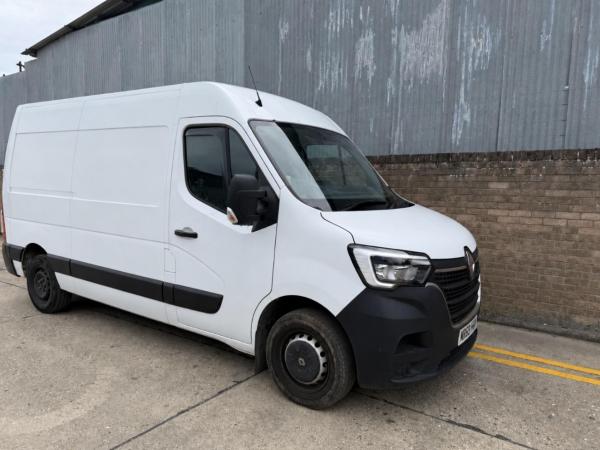Renault Master MWB