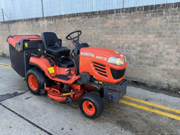 Kubota G23